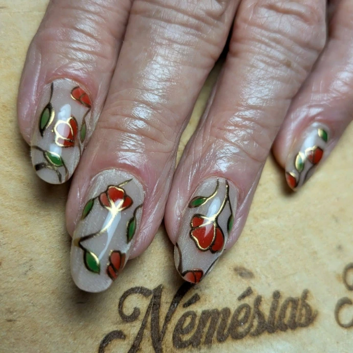 Pose en gel Popit effet vitrail avec roses rouges dessinées à la main - Némésias Nails Chavigny