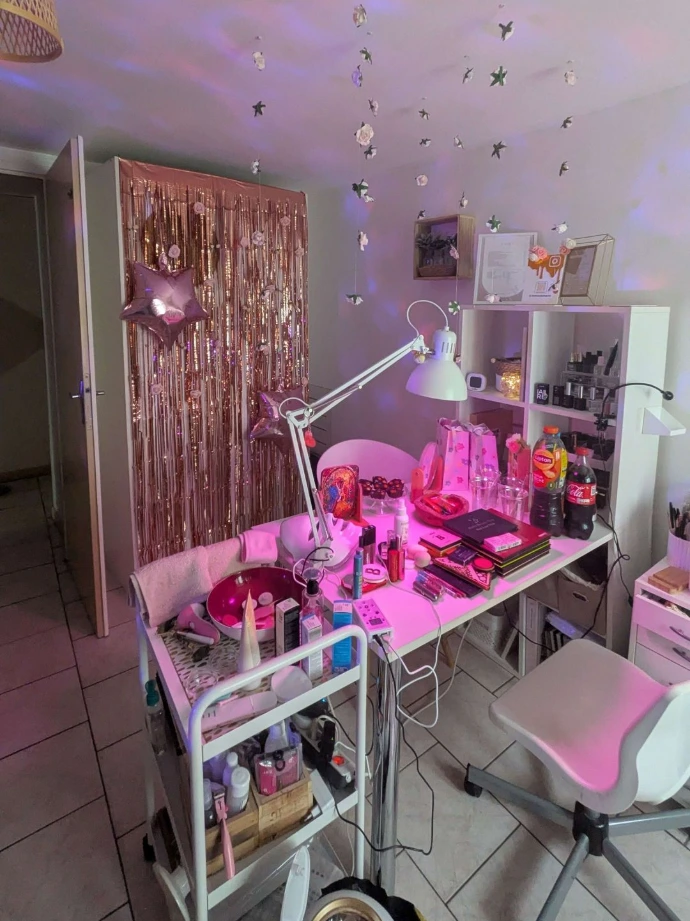 Atelier d'auto-maquillage et bien-être pour enfants et EVJF